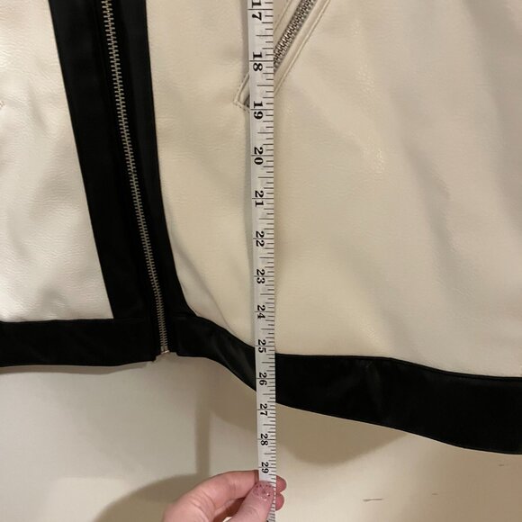H&M Black and White Faux Leather Moto Jacket in XL - Picture 2 of 4